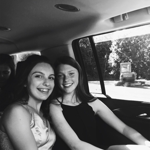 Meet your Posher, Ella - Picture 1 of 1